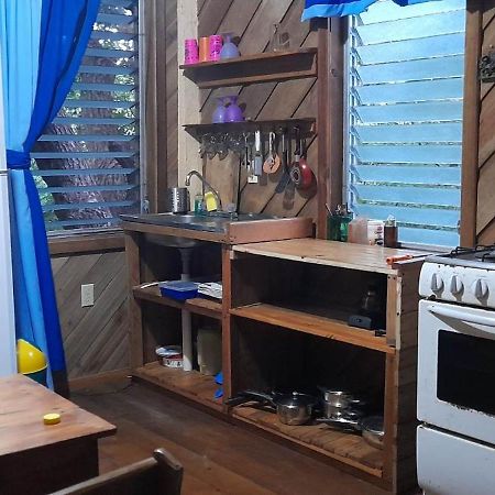 Apartments Chez Milady Ютила Экстерьер фото
